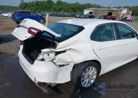 2020 Toyota Camry Le Awd из США, поврежденный, VIN 4T1C11BK4LU010585